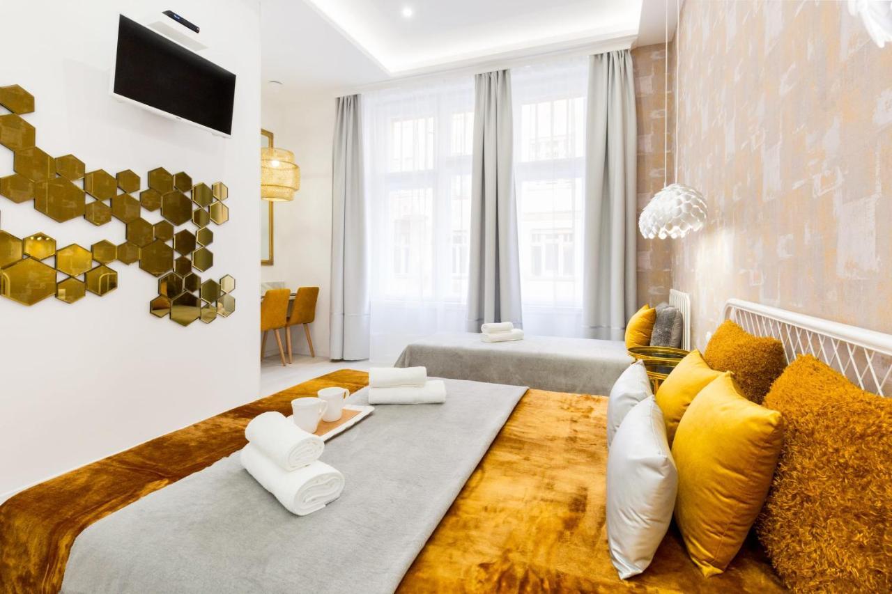 Unique & Lovely Place With Ac Budapest Exterior photo